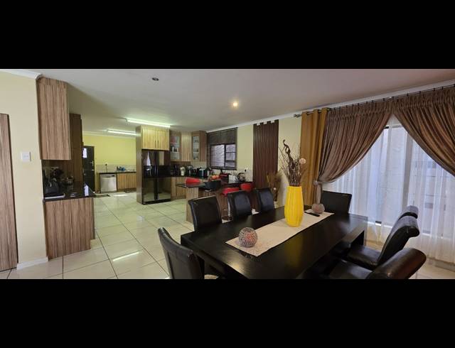 3 BEDROOM HOUSE FOR SALE IN SAFARI GARDENS
